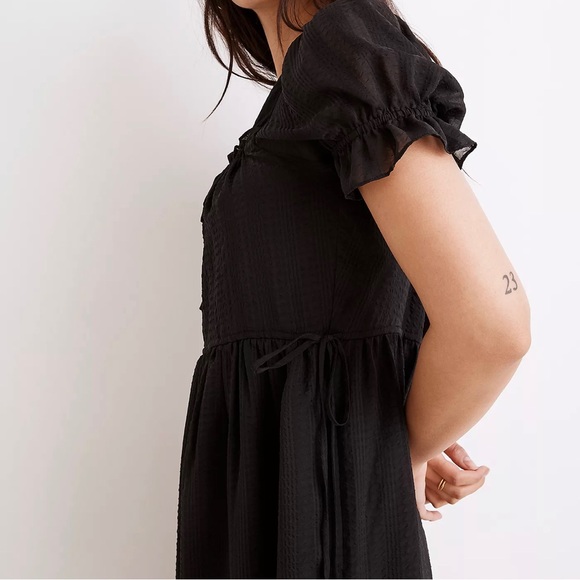 Madewell Square-Neck Tiered Midi Dress in Textured Seersucker - Picture 5 of 6